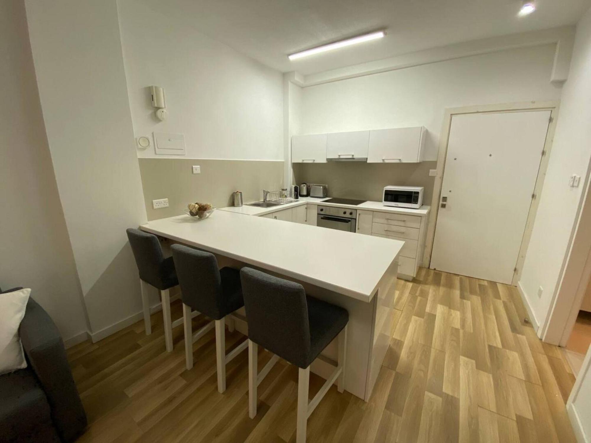 Seabreeze City Center Flats By Trulycyprus Limassol Extérieur photo