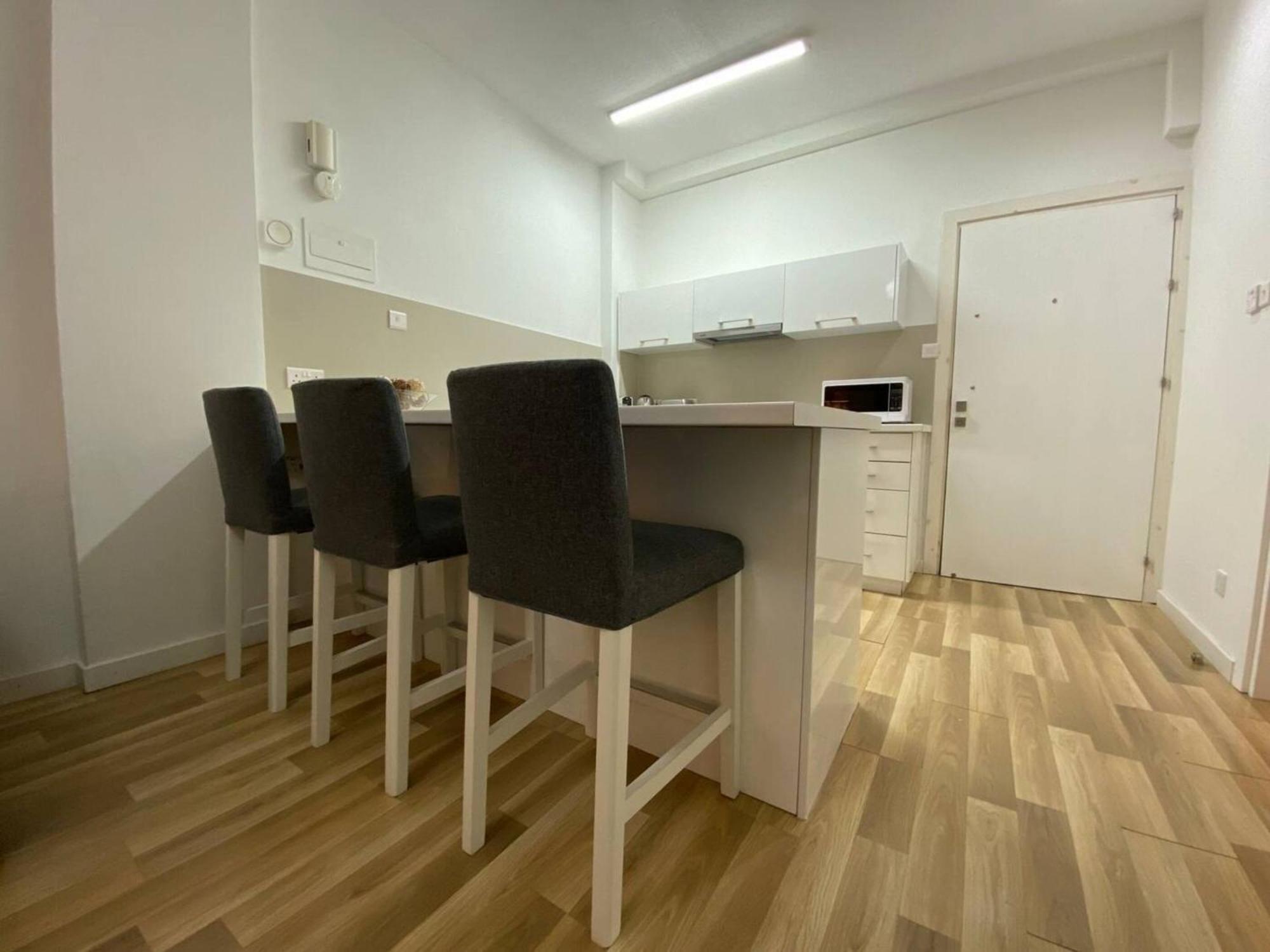 Seabreeze City Center Flats By Trulycyprus Limassol Extérieur photo