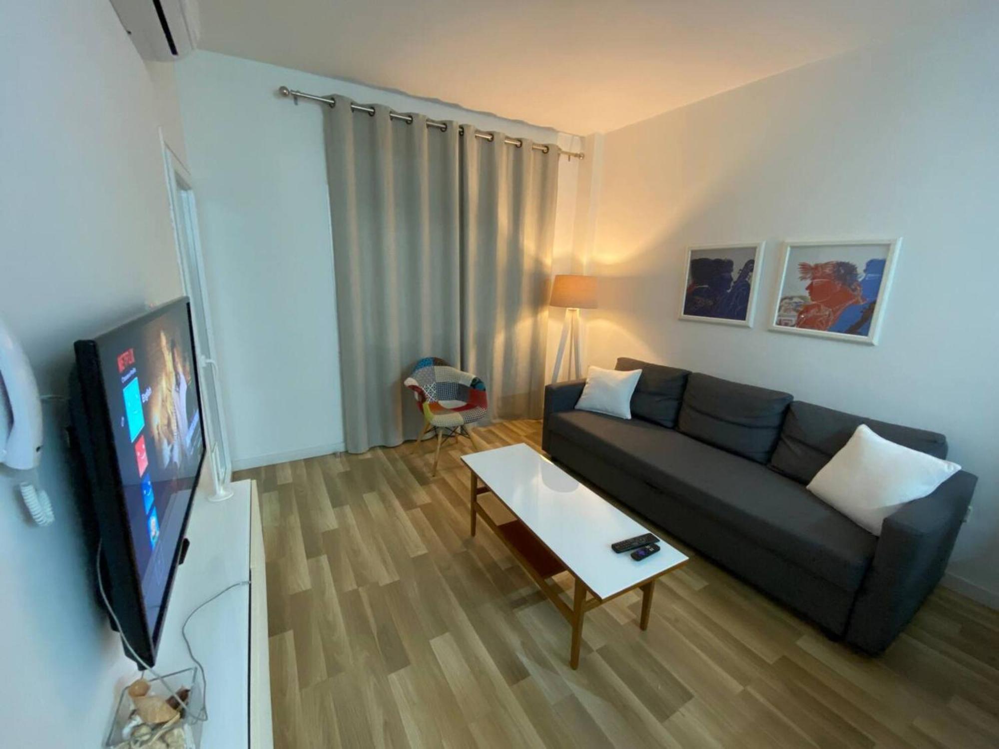 Seabreeze City Center Flats By Trulycyprus Limassol Extérieur photo