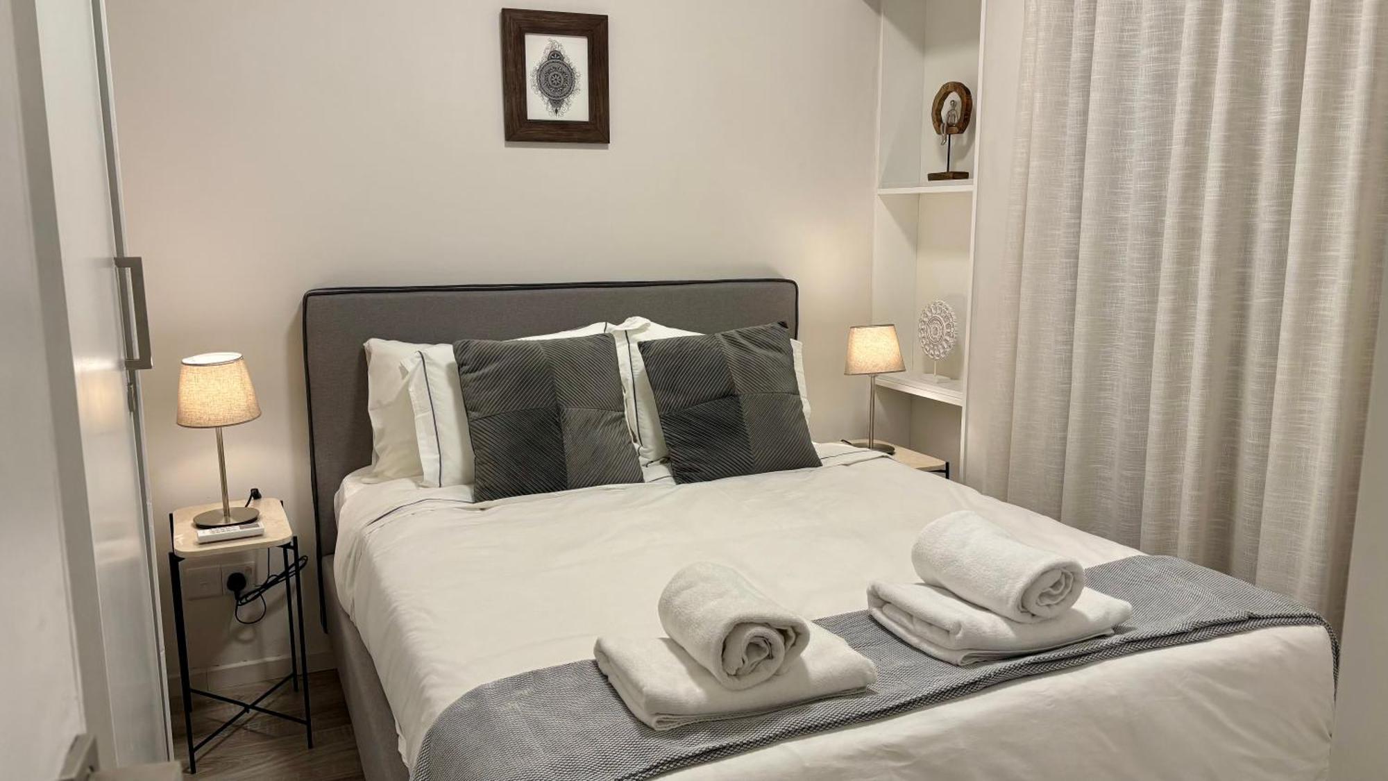 Seabreeze City Center Flats By Trulycyprus Limassol Extérieur photo