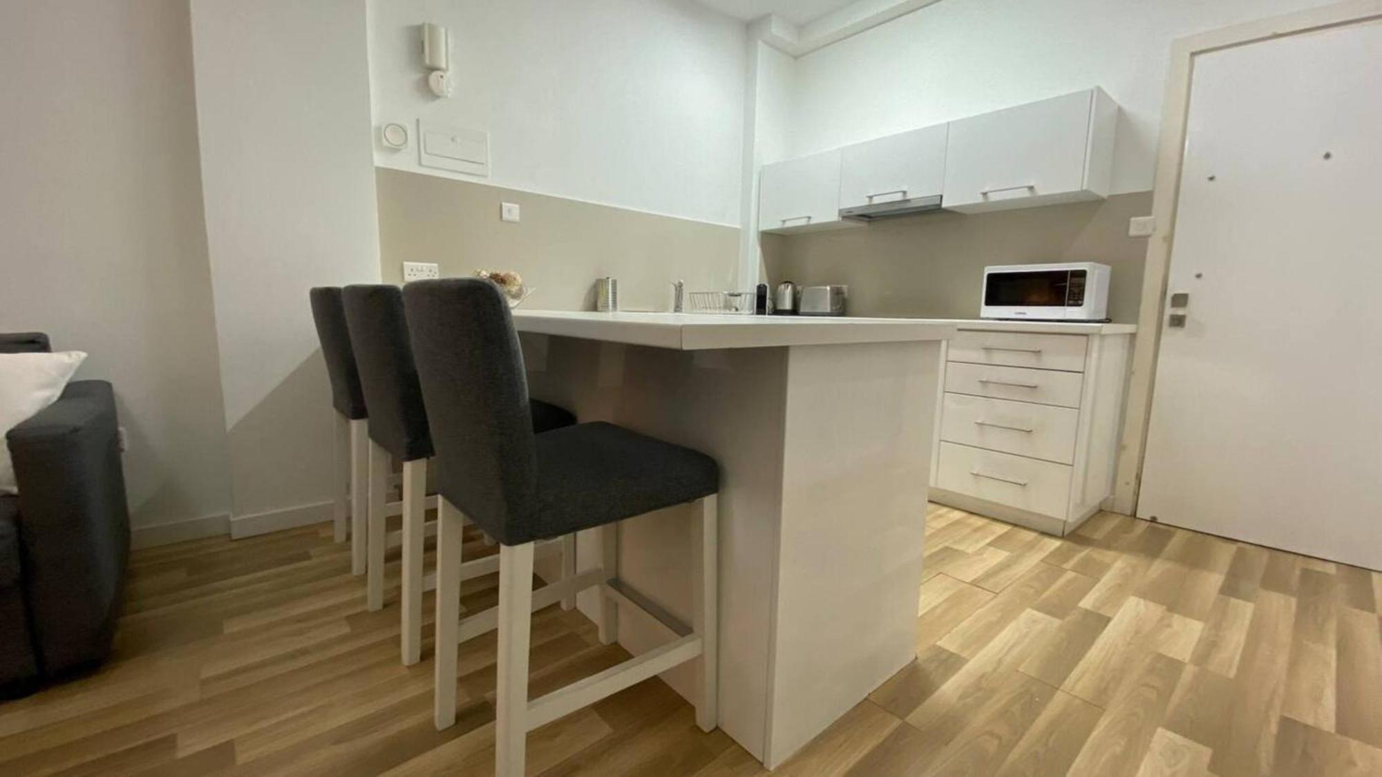 Seabreeze City Center Flats By Trulycyprus Limassol Extérieur photo