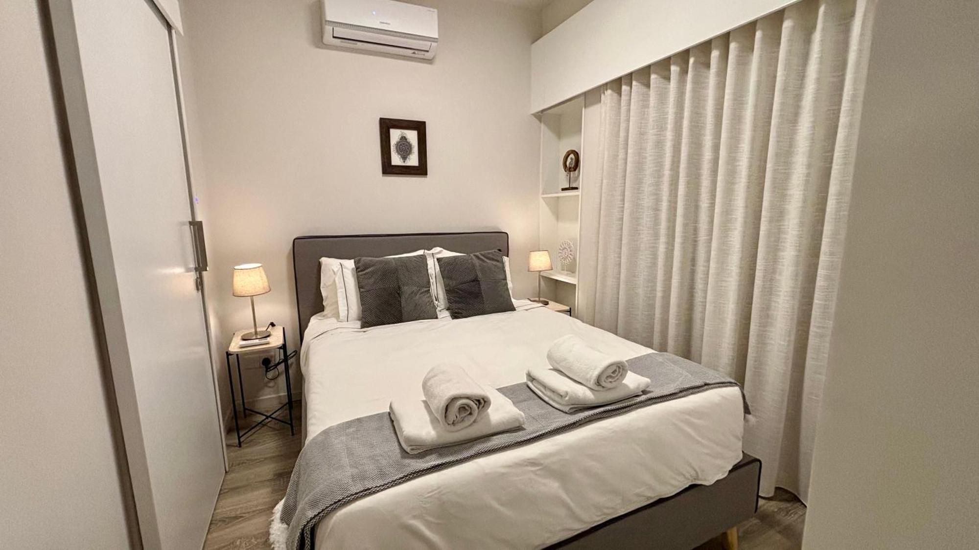 Seabreeze City Center Flats By Trulycyprus Limassol Extérieur photo