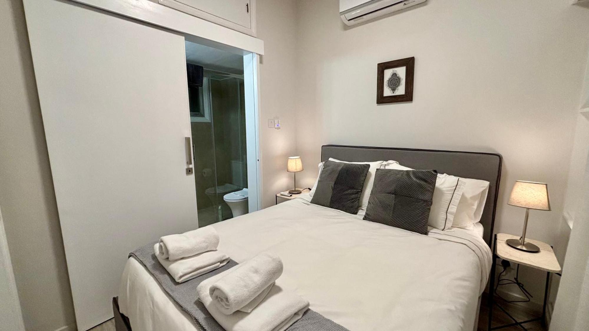 Seabreeze City Center Flats By Trulycyprus Limassol Extérieur photo