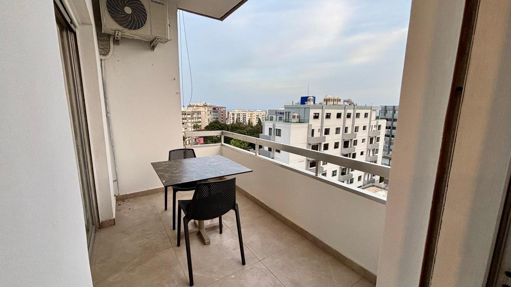 Seabreeze City Center Flats By Trulycyprus Limassol Extérieur photo